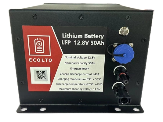 640Wh batterie solaire de lampe de rue 12V 50Ah LiFePO4 batterie intégrée BMS et MPPT