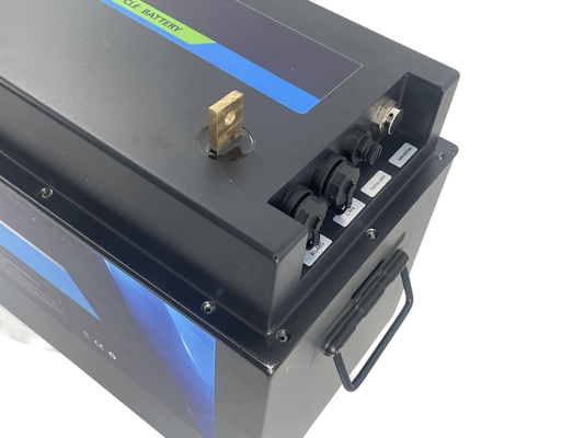 UN38.3 MSDS Marine LiFePO4 Batterie 12,8V 600Ah Pour les environnements marins difficiles