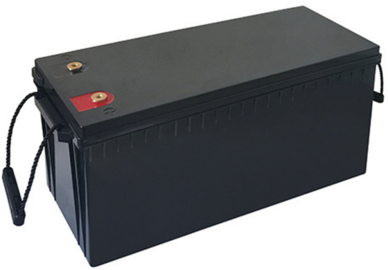 Une batterie au lithium fer phosphate de 12,8 V 203 Ah