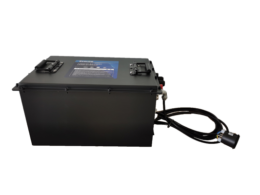 Batterie à ions de lithium PO4 haute performance 51.2V 105Ah pour le golf et les chariots utilitaires